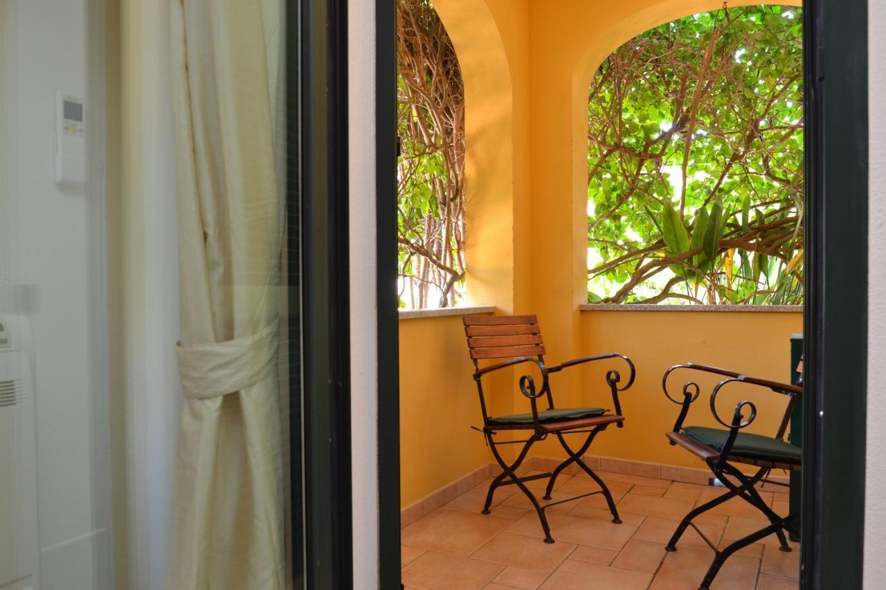 Hotel Villa Del Parco La Maddalena  Rom bilde