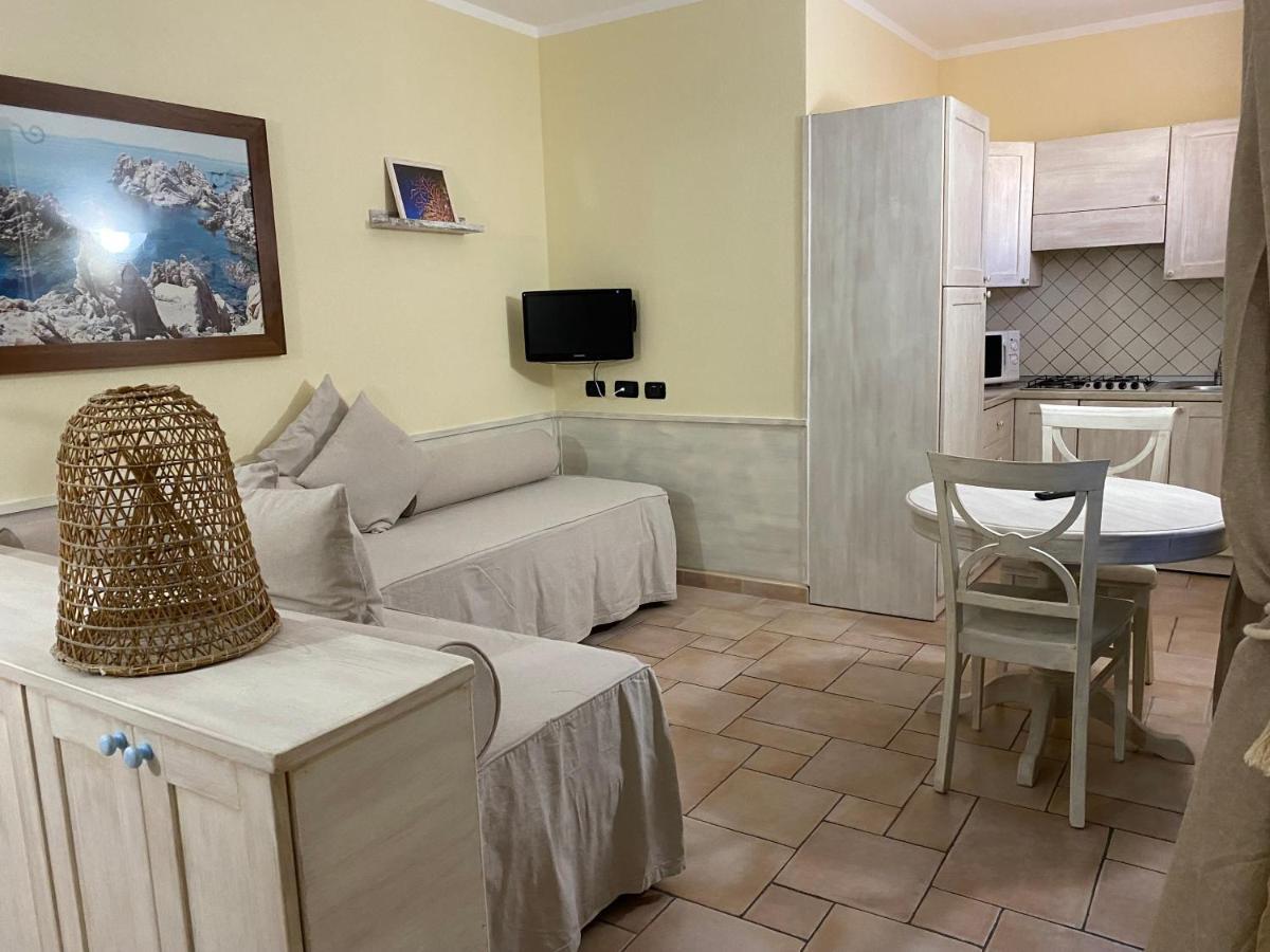 Hotel Villa Del Parco La Maddalena  Eksteriør bilde
