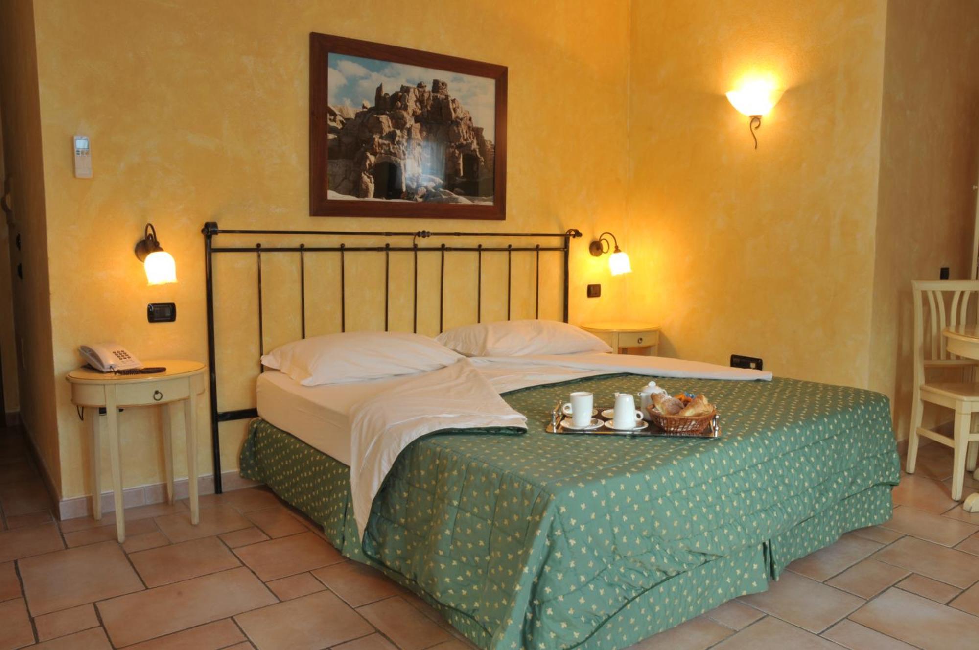 Hotel Villa Del Parco La Maddalena  Eksteriør bilde