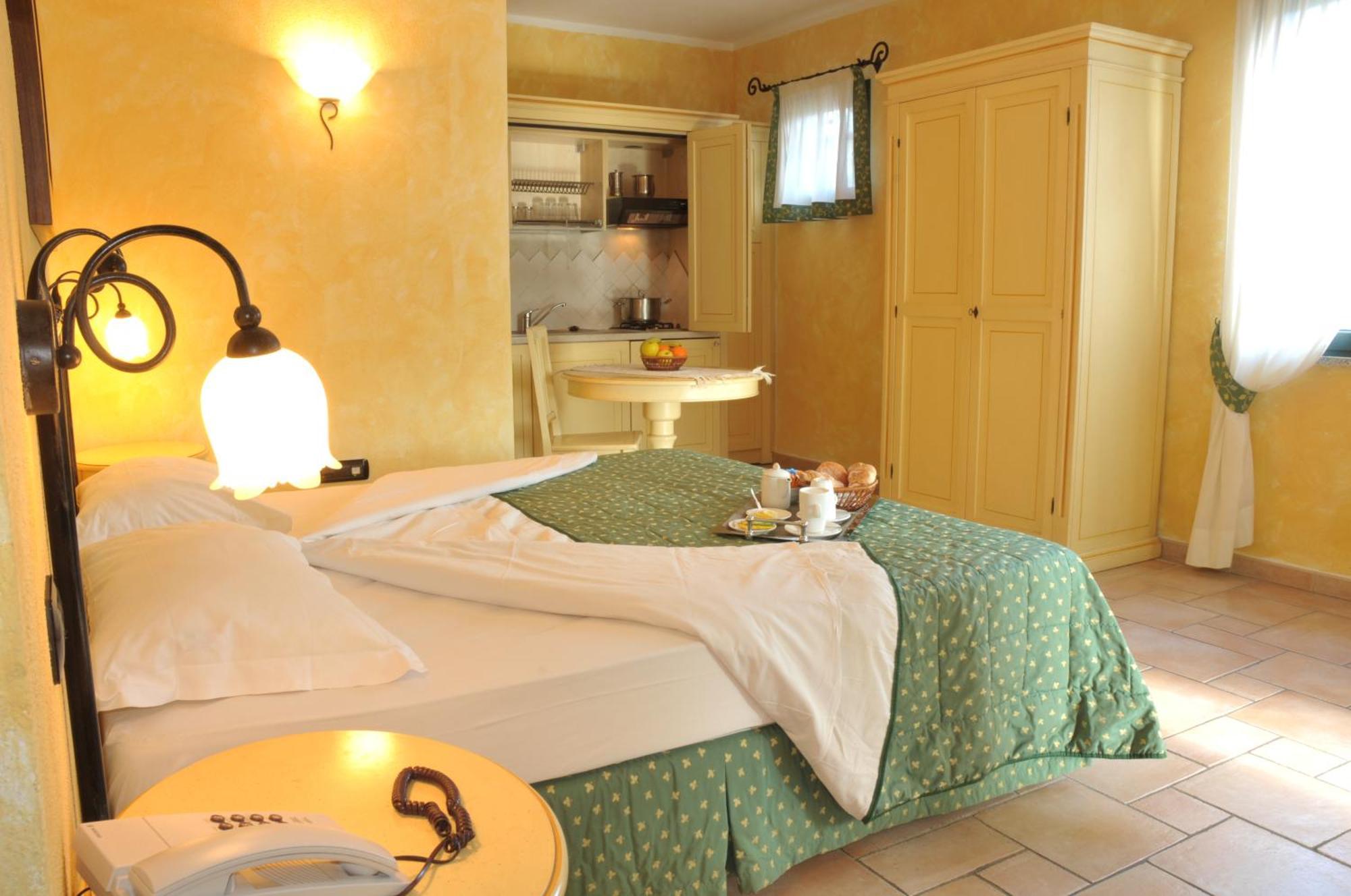 Hotel Villa Del Parco La Maddalena  Eksteriør bilde