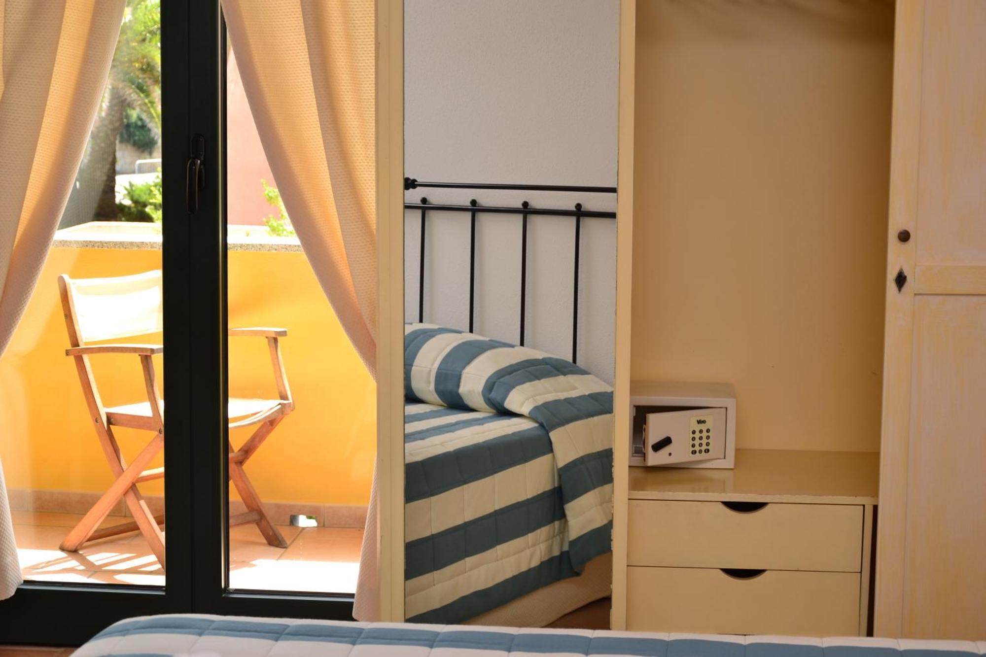 Hotel Villa Del Parco La Maddalena  Rom bilde