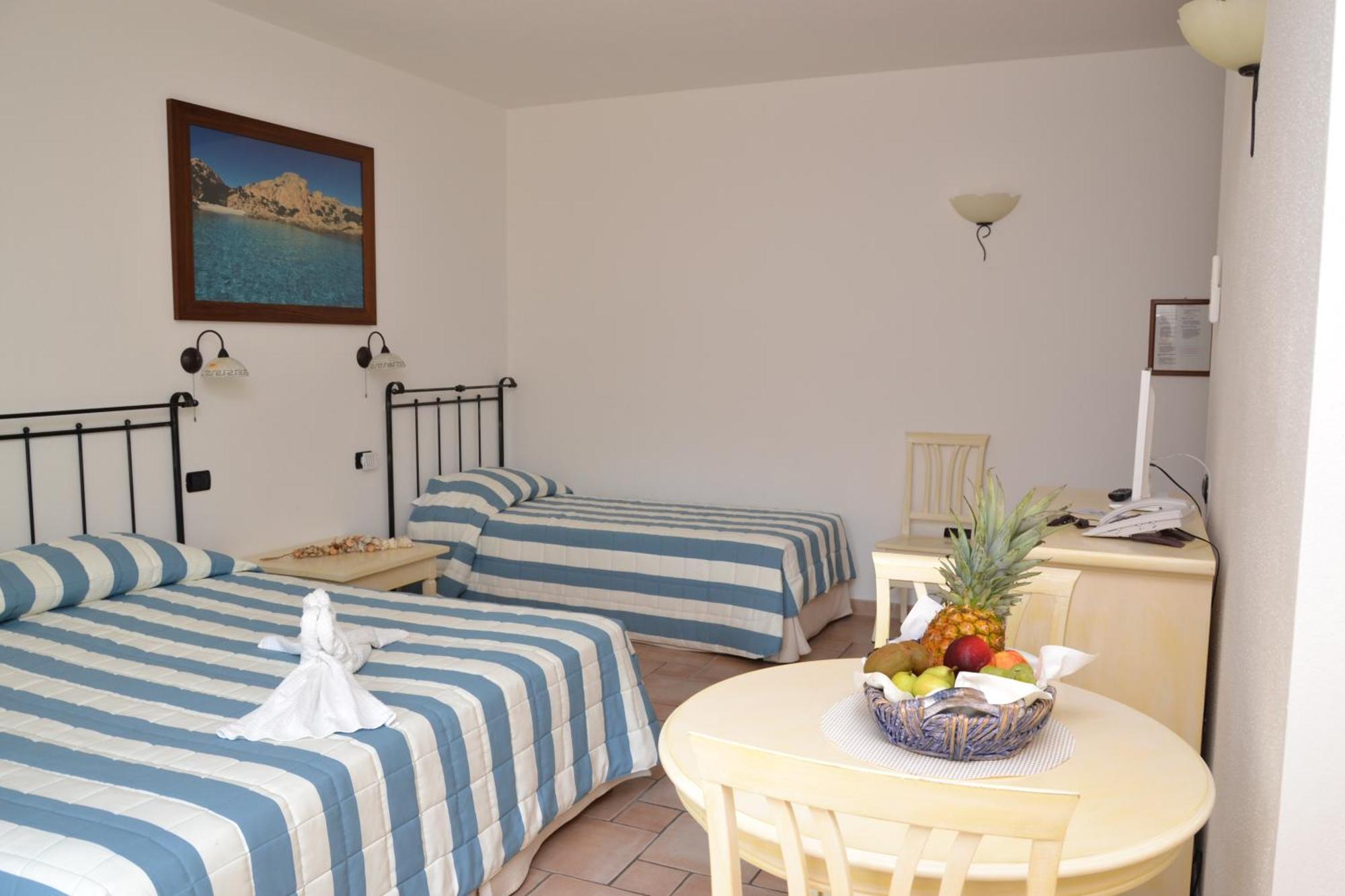 Hotel Villa Del Parco La Maddalena  Rom bilde