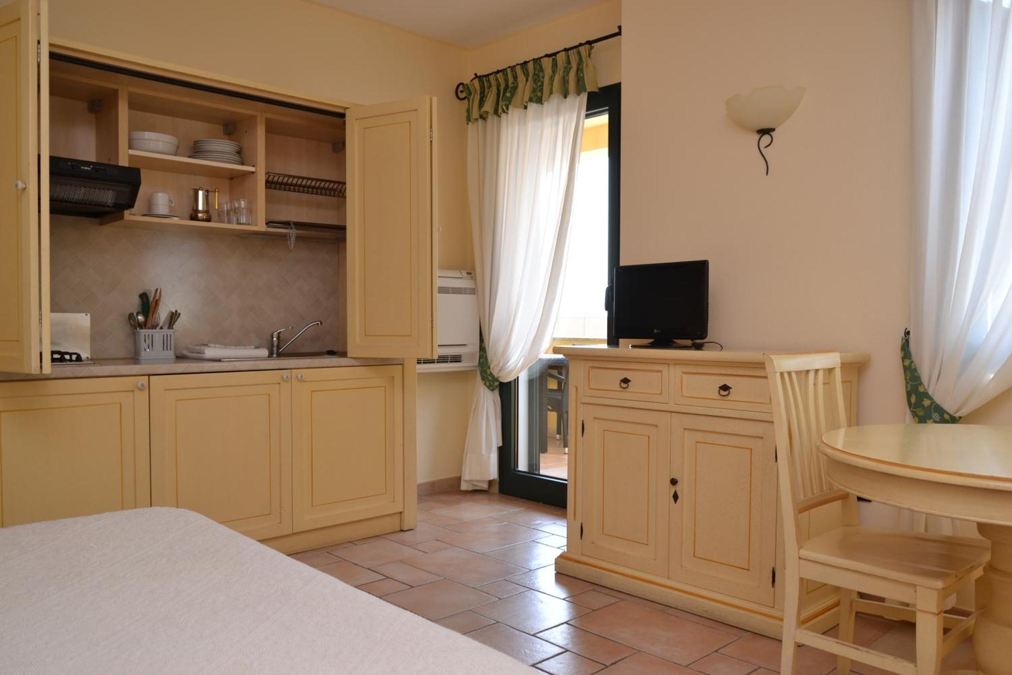 Hotel Villa Del Parco La Maddalena  Rom bilde